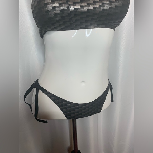 (Bundle & Save - 2 for $25) NWOT Elizabeth Jane 2-piece bikini set - Picture 5 of 11